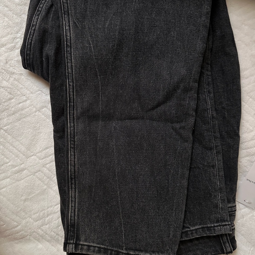 New Abercrombie and Fitch Womens Jeans with tags